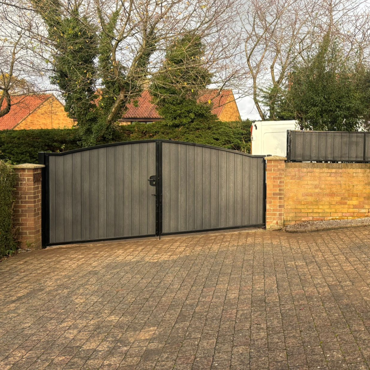 WhatsApp Image 2025-11-30 at 16.33.46 (3)