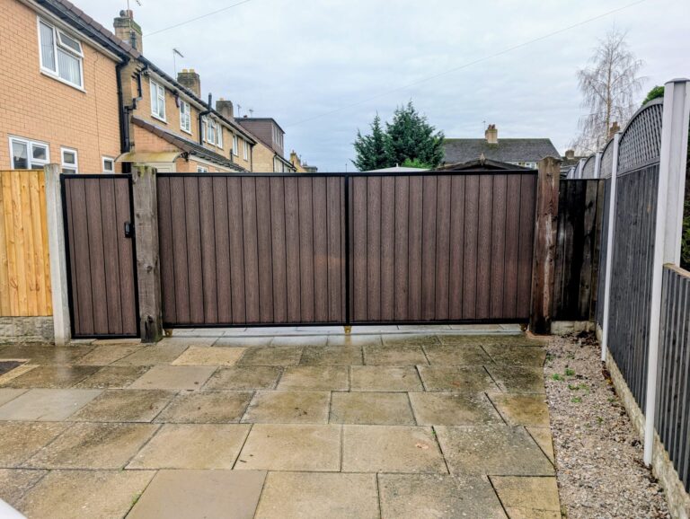 WhatsApp Image 2025-12-01 at 10.12.18